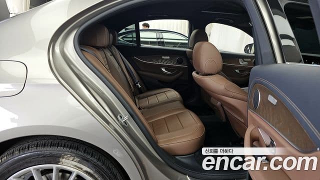 Mercedes-Benz E-класс W213 Exclusive, 2021 12