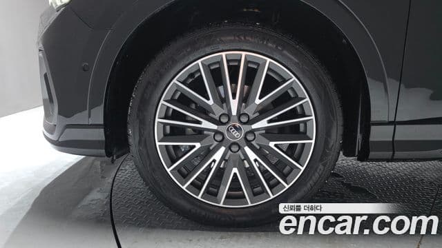 Audi Q3 (F3) Premium, 2022 все фото