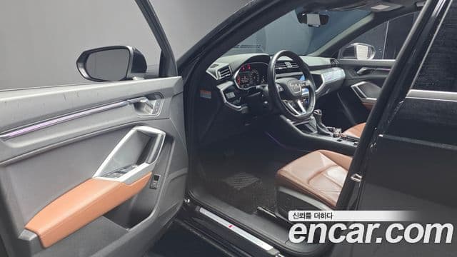 Audi Q3 (F3) Premium, 2022 10