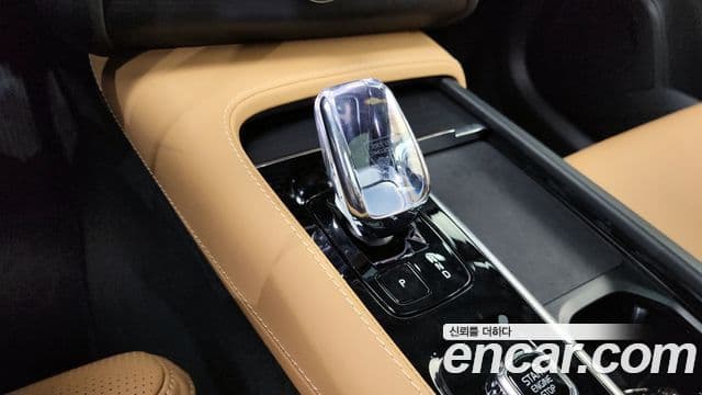 Volvo XC90 2세대 T8 Ultimate Bright гибрид, 2024 9