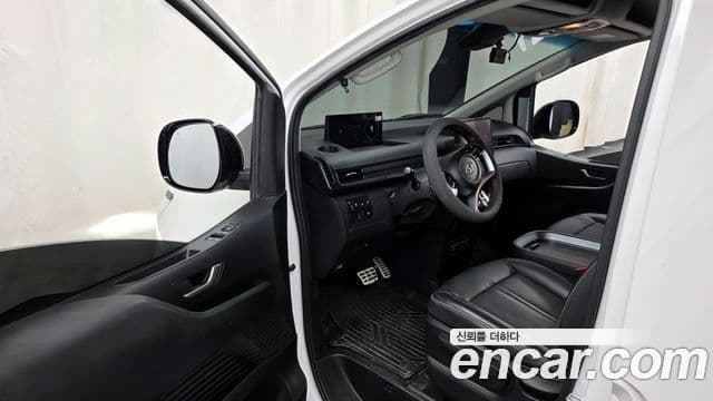 Hyundai ST1 Premium, 2025 10