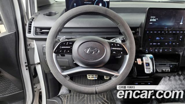 Hyundai ST1 Premium, 2025 13