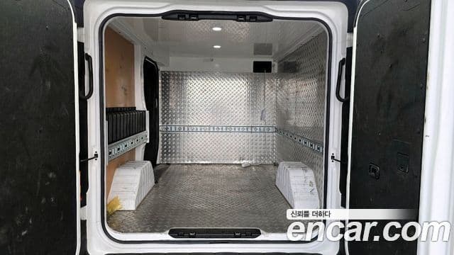 Hyundai ST1 Premium, 2025 20