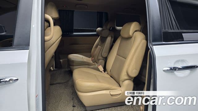 Kia All New Carnival Luxury, 2016 12