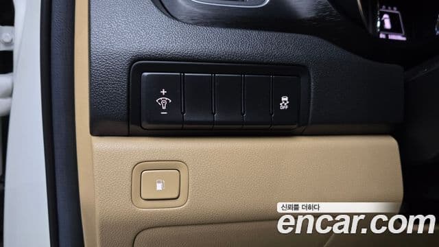 Kia All New Carnival Luxury, 2016 14