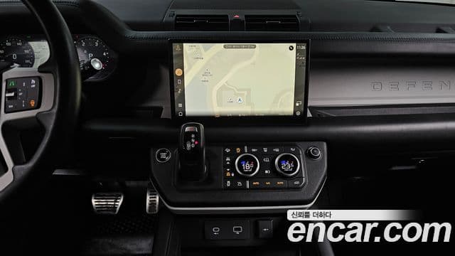 Land Rover Defender (L663) 110 D300 HSE, 2023 15