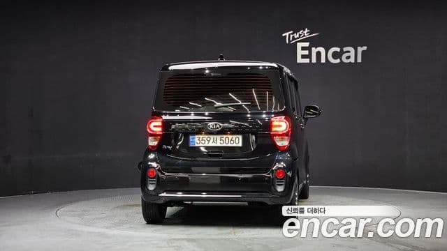 Kia The / новый New Ray Signature, 2021 4