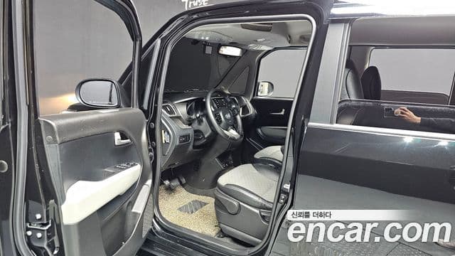 Kia The / новый New Ray Signature, 2021 10