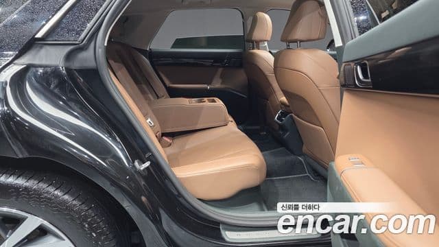 Hyundai Grandeur гибрид (GN7) Exclusive, 2023 12