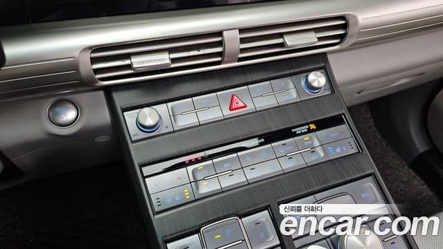 Hyundai NEXO Premium, 2023 15