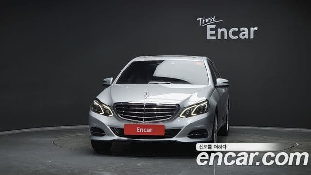 Mercedes-Benz E-класс W212 E300 Elegance, 2016 3