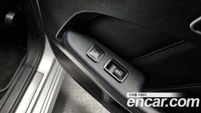 Mercedes-Benz E-класс W212 E300 Elegance, 2016 19