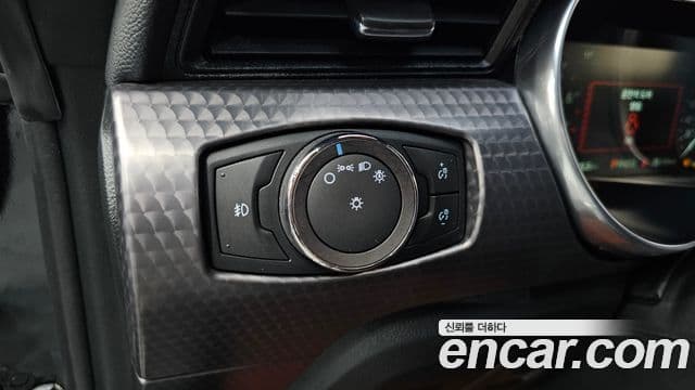 Ford Mustang купе, 2019 17