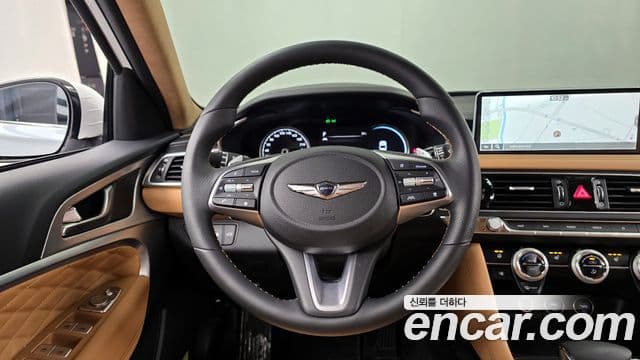 Genesis The / новый New G70, 2023 13