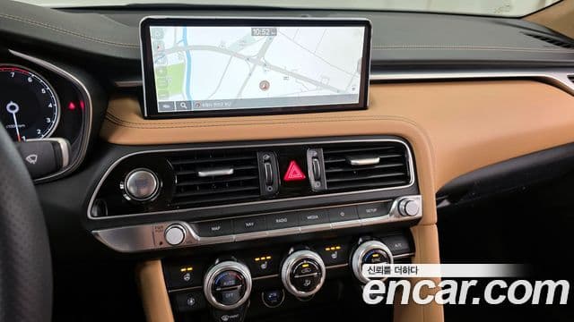 Genesis The / новый New G70, 2023 14