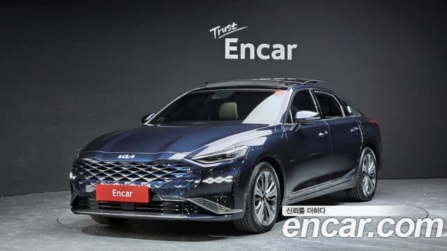 Kia K8 гибрид Signature, 2023 1