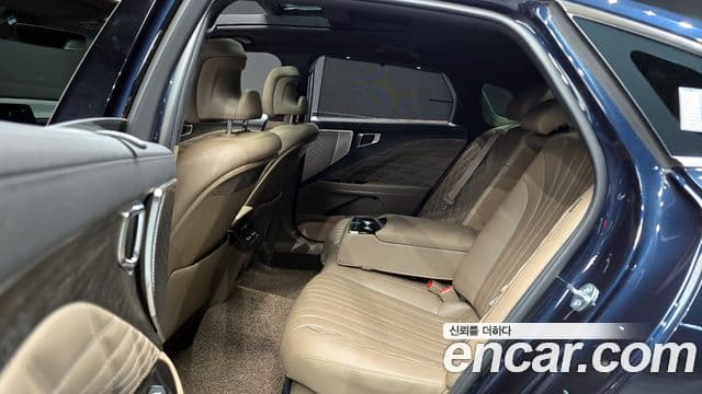 Kia K8 гибрид Signature, 2023 12