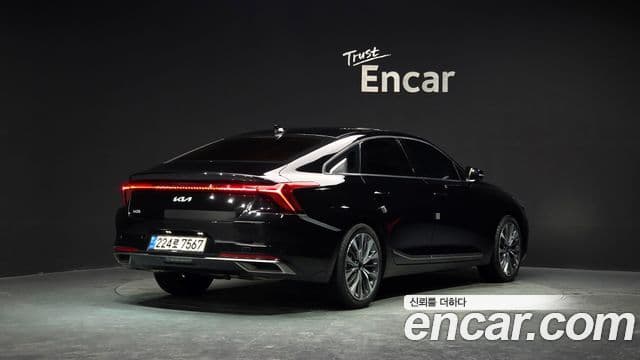 Kia K8 Noblesse, 2022 2