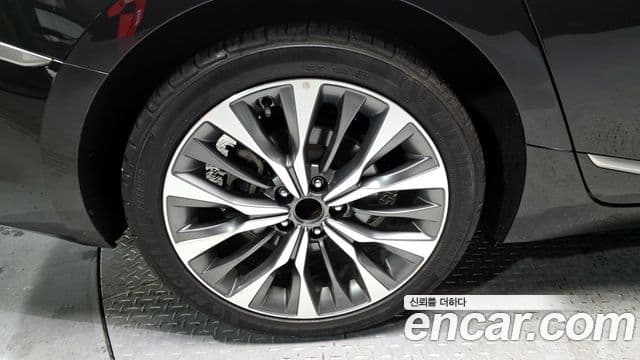 Kia K8 Noblesse, 2022 все фото