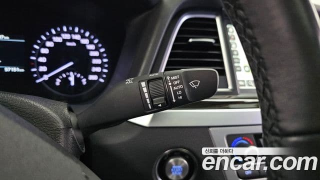 Genesis G80 Luxury, 2017 18