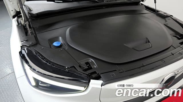 Volvo XC40 Recharge twin Ultimate, 2023 6