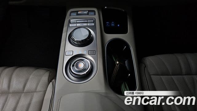 Genesis GV70, 2023 9