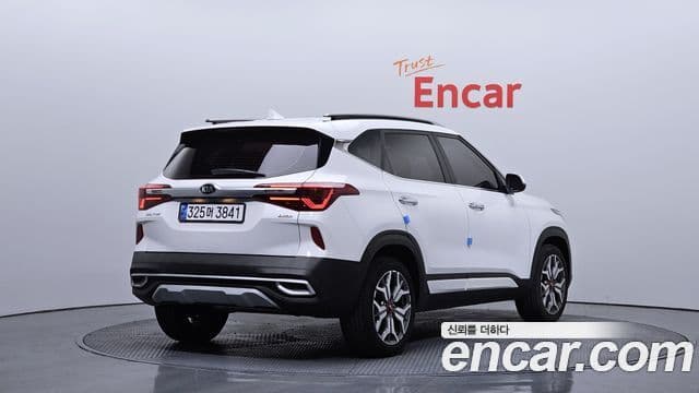 Kia Seltos Signature, 2022 2