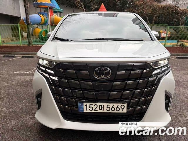 Toyota Alphard 4세대 2.5 HEV Executive AWD