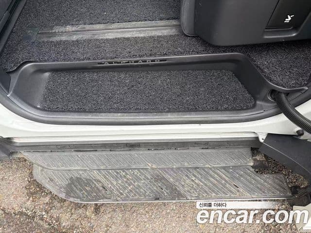 Toyota Alphard 4세대 2.5 HEV Executive AWD, 2024 10