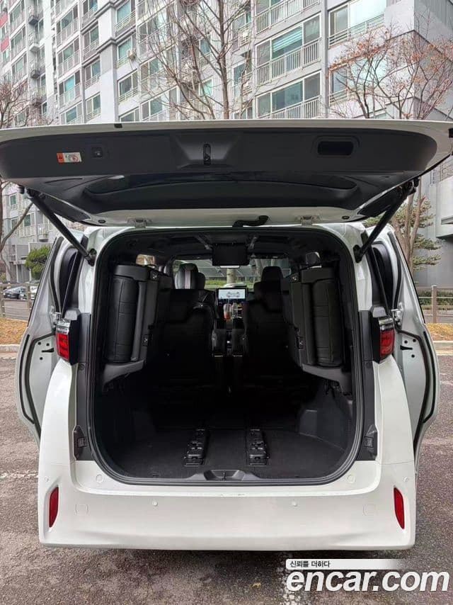 Toyota Alphard 4세대 2.5 HEV Executive AWD, 2024 15