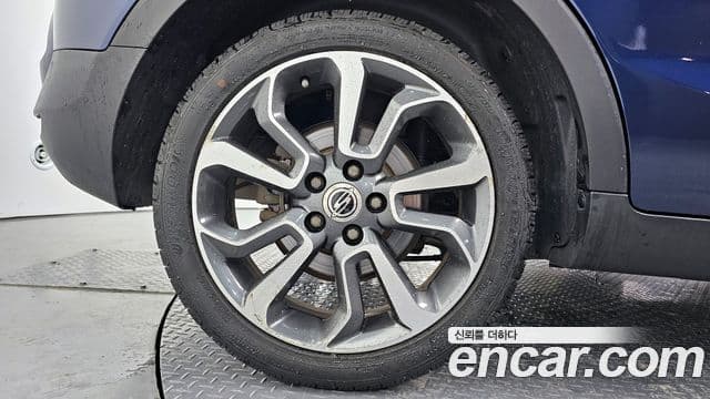 KG모빌리티(SsangYong) Tivoli дизель LX 2WD, 2016 все фото