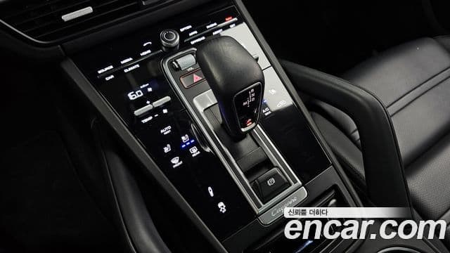 Porsche Cayenne (PO536) 3.0 купе, 2021 9