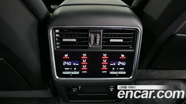 Porsche Cayenne (PO536) 3.0 купе, 2021 18