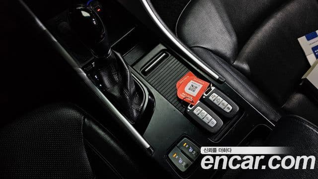 Hyundai Sonata гибрид Modern, 2014 12