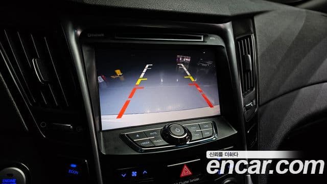 Hyundai Sonata гибрид Modern, 2014 13