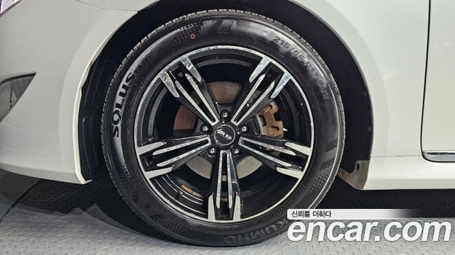 Hyundai Sonata гибрид Modern, 2014 19