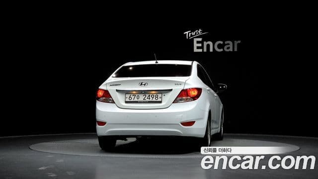 Hyundai Accent(новый кузов / новое поколение) Premier, 2012 4
