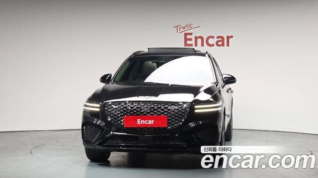Genesis GV70, 2024 3