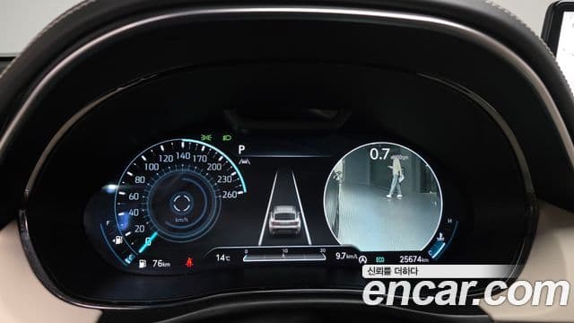 Genesis GV70, 2024 8