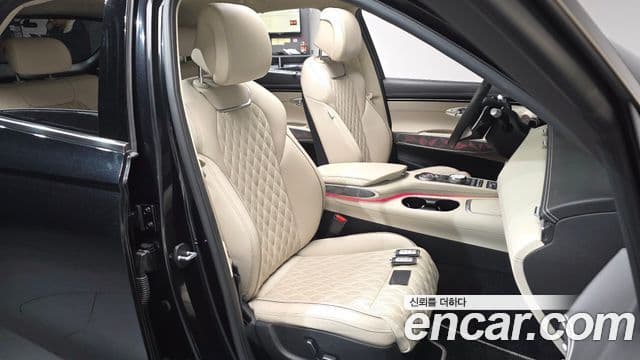 Genesis GV70, 2024 10