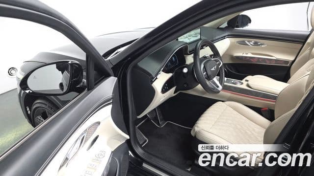 Genesis GV70, 2024 13