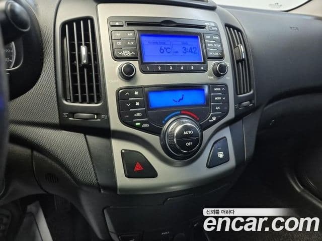 Hyundai i30 cw Luxury, 2009 17