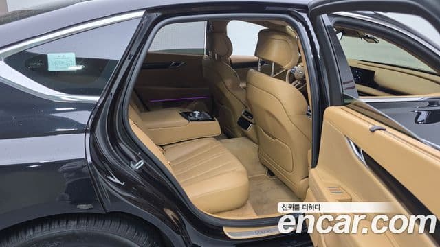 Genesis G80 (RG3) бензин 2.5 турбо AWD, 2025 12