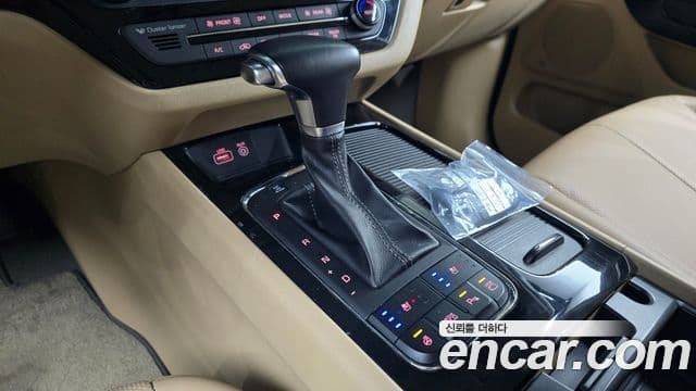 Kia All New Carnival Noblesse, 2018 9