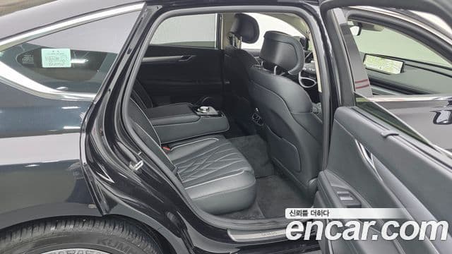 Genesis G80 (RG3) бензин 2.5 турбо AWD, 2024 12