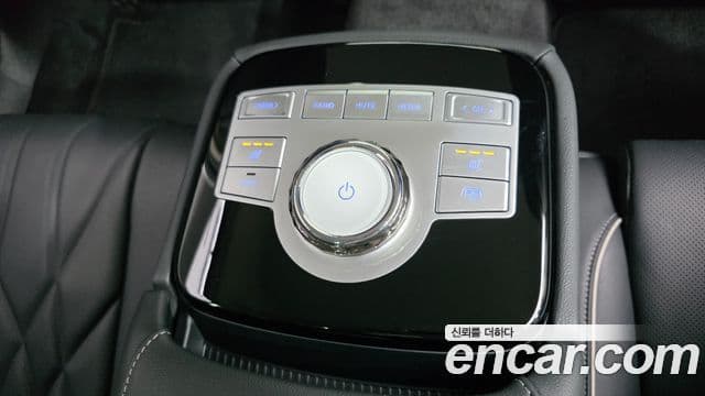 Genesis G80 (RG3) бензин 2.5 турбо AWD, 2024 19