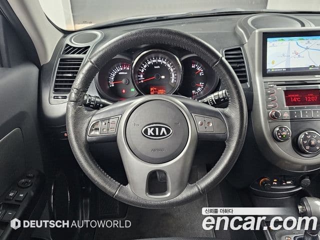 Kia Soul Safety, 2011 13