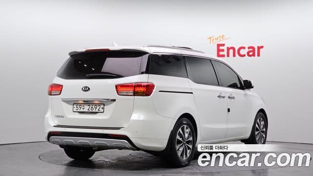 Kia All New Carnival Luxury, 2015 2