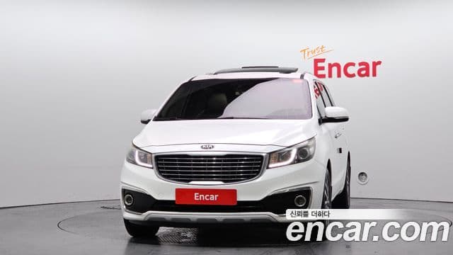 Kia All New Carnival Luxury, 2015 3