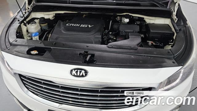 Kia All New Carnival Luxury, 2015 6